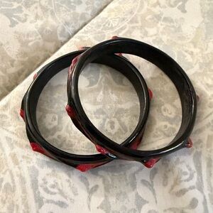 Red and Black Glass Bangles